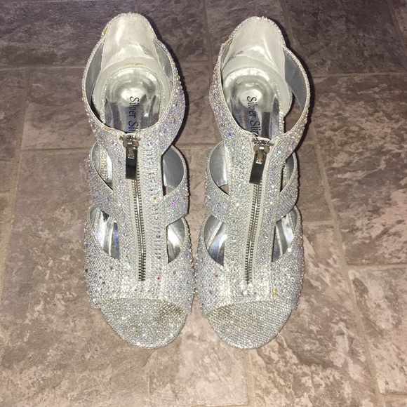Heels - Picture 1 of 6